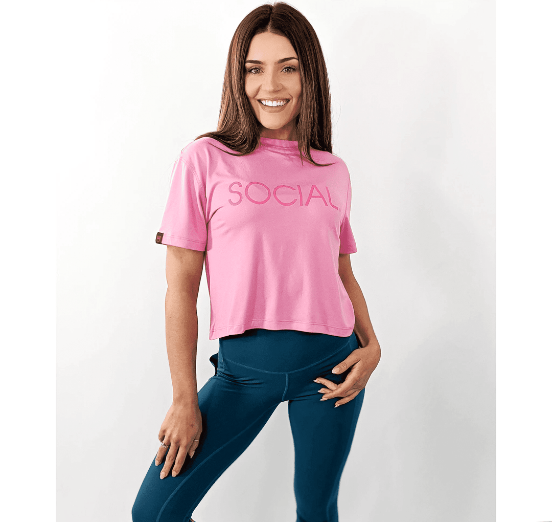SOCIAL Crop Tee (Multiple Colors) - Social Sparkling Wine